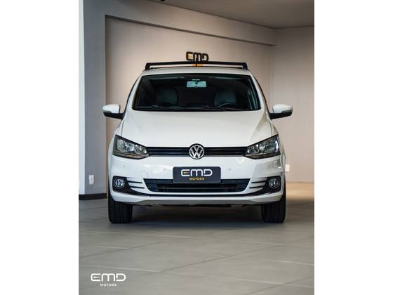 VOLKSWAGEN FOX 1.6 MSI HIGHLINE 16V FLEX 4P AUTOMATIZADO VOLKSWAGEN FOX 1.6 MSI HIGHLINE 16V FLEX 4P AUTOMATIZADO